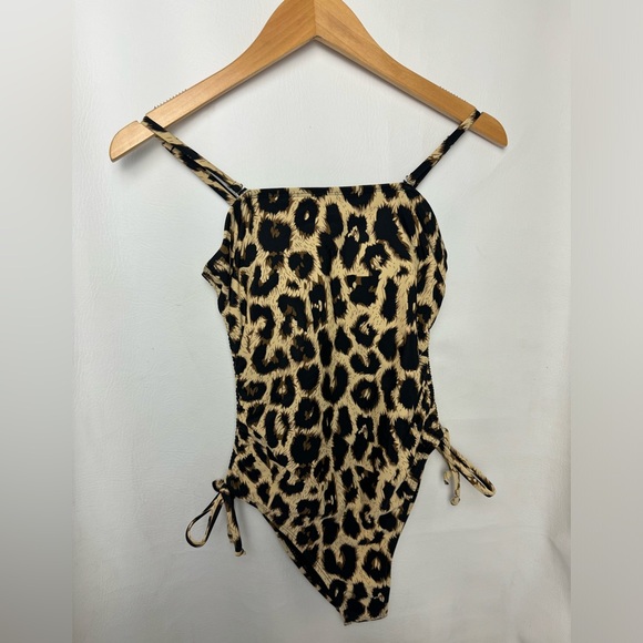 Other - Leopard Print one Piece Swimsuit with high thigh and cheeky bottom Small NWOT